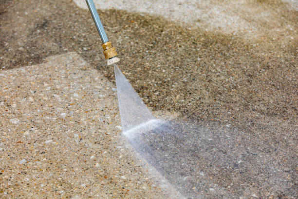 Best Parking Lot and Garage Cleaning  in Overland Park, KS